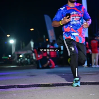 Runner Photo 6058343