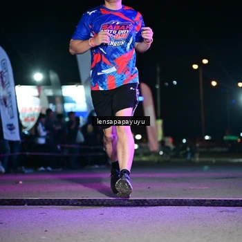 Runner Photo 6058371