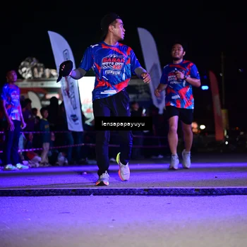 Runner Photo 6058378