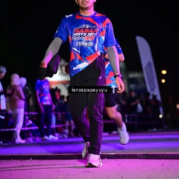 Runner Photo 6058381