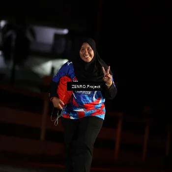 Runner Photo 6058416