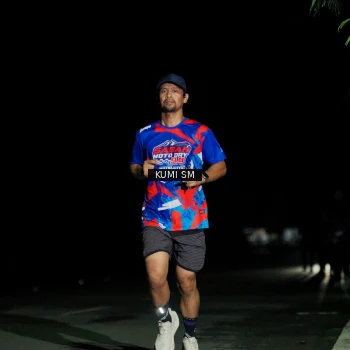 Runner Photo 6058444