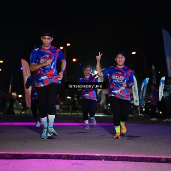 Runner Photo 6058450