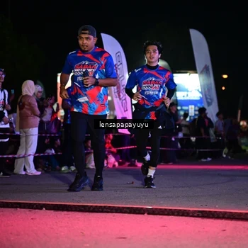 Runner Photo 6058477