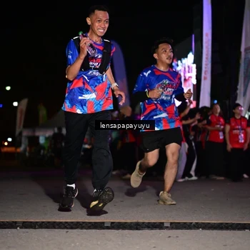 Runner Photo 6058497