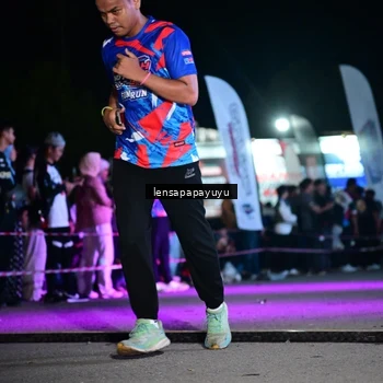 Runner Photo 6058502