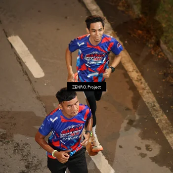 Runner Photo 6058674