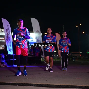 Runner Photo 6058725
