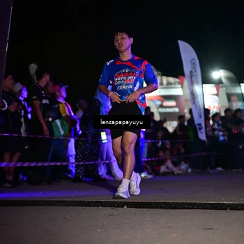 Runner Photo 6058729