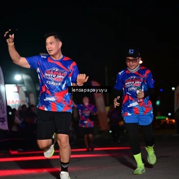 Runner Photo 6058754