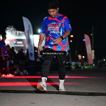 Runner Photo 6058770