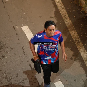 Runner Photo 6058779