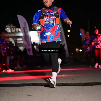 Runner Photo 6058799