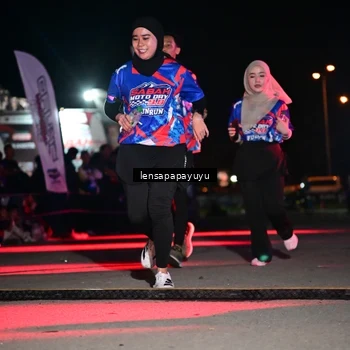 Runner Photo 6058810