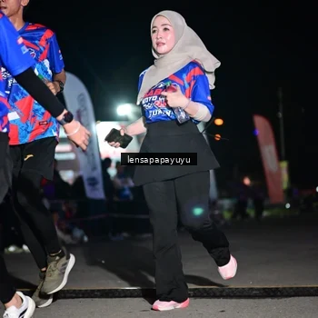 Runner Photo 6058811