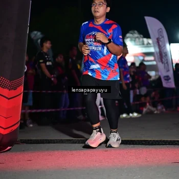Runner Photo 6058894