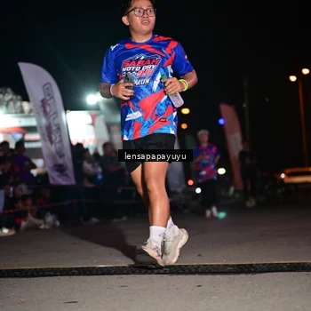 Runner Photo 6058905