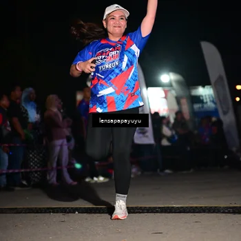 Runner Photo 6058913