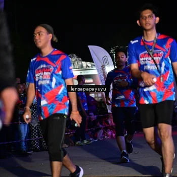 Runner Photo 6058943