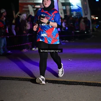 Runner Photo 6058973