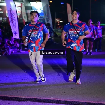 Runner Photo 6058990