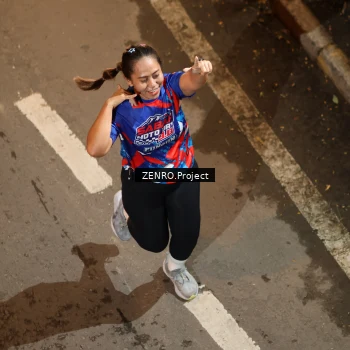 Runner Photo 6059003