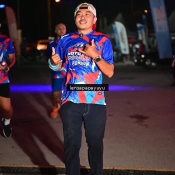 Runner Photo 6059004
