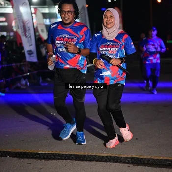 Runner Photo 6059050