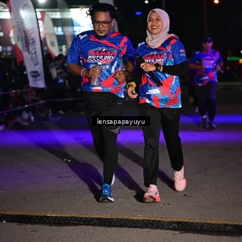 Runner Photo 6059055