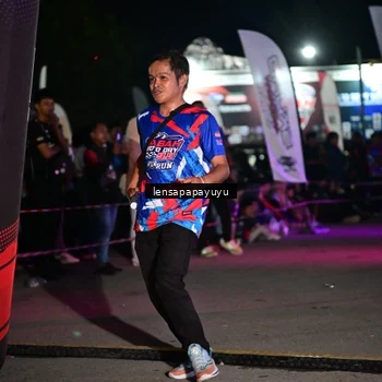 Runner Photo 6059071