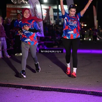 Runner Photo 6059075