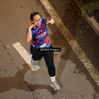 Runner Photo 6059082