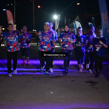 Runner Photo 6059099