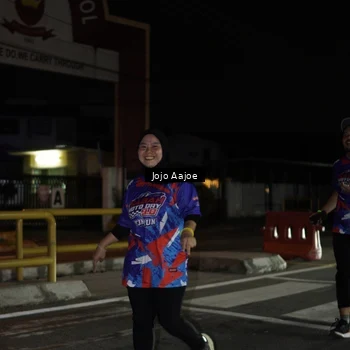 Runner Photo 6059114