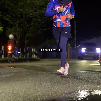 Runner Photo 6059195