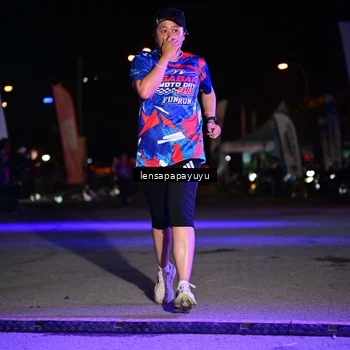 Runner Photo 6059213
