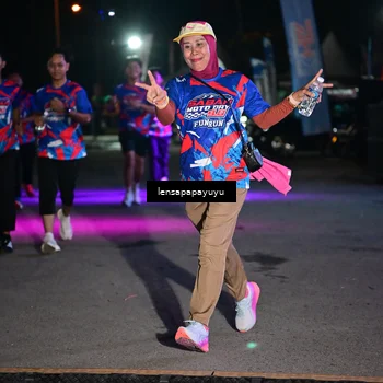 Runner Photo 6059229