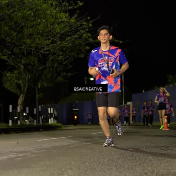 Runner Photo 6059258