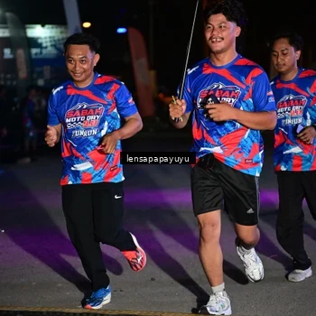 Runner Photo 6059259