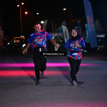 Runner Photo 6059331