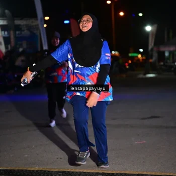 Runner Photo 6059346