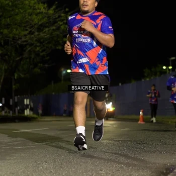 Runner Photo 6059352