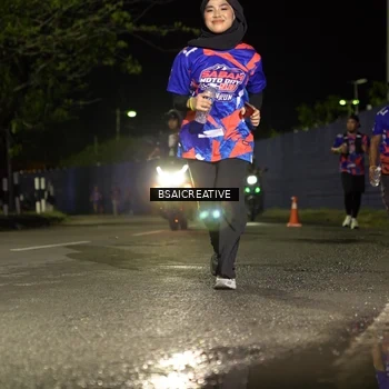 Runner Photo 6059359