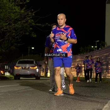 Runner Photo 6059404