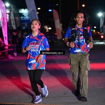Runner Photo 6059410