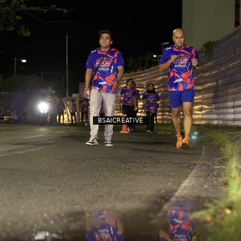 Runner Photo 6059421