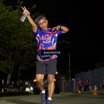 Runner Photo 6059438