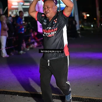 Runner Photo 6059449