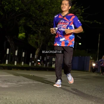Runner Photo 6059471