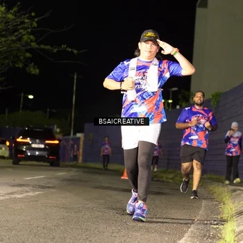 Runner Photo 6059596
